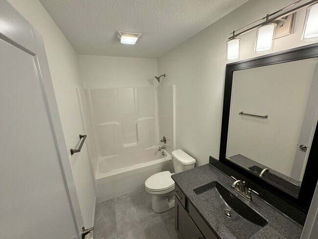 Building Photo - Brand New 3 Bed 2 Bath Home in East Manhattan