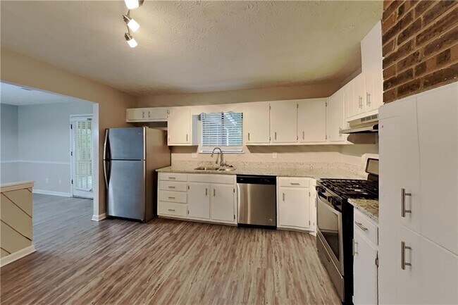 Foto del edificio - 4741 Nutmeg Way SW