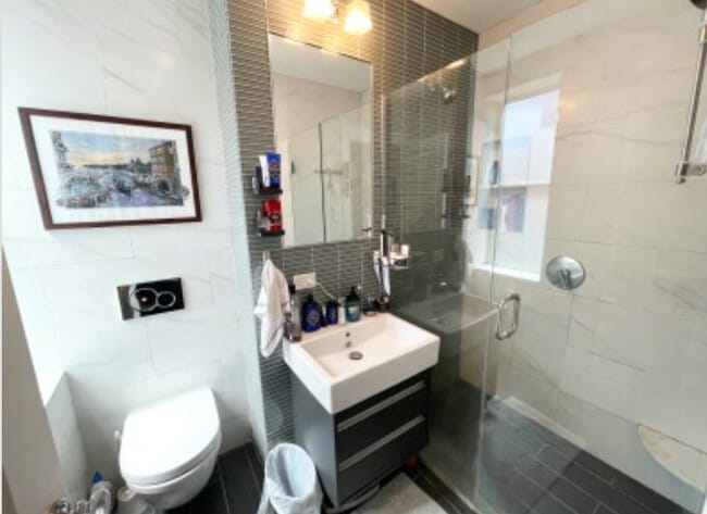 Building Photo - 98 Myrtle St