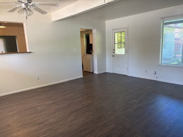 Foto del edificio - Large SF Home now available in Camelback C...
