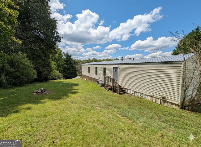 Building Photo - 1560 Grindle Bridge Rd