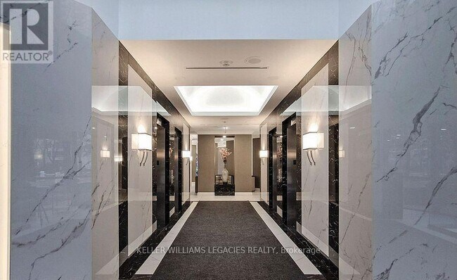 Building Photo - 45 Kingsbridge Garden Cir