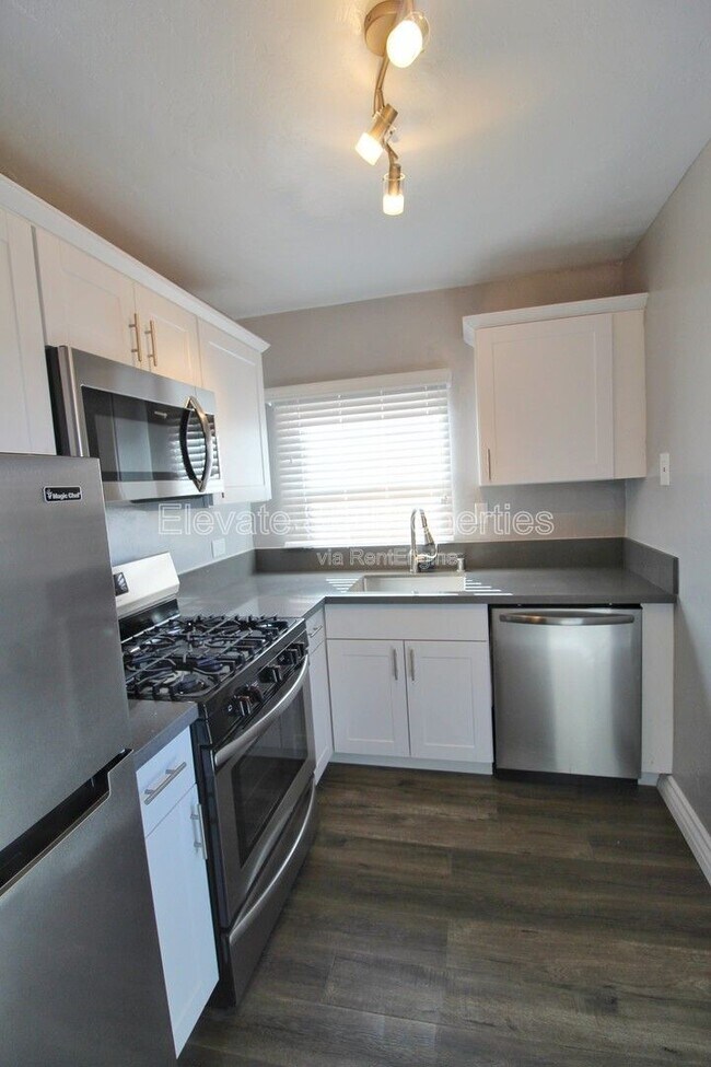 Foto del edificio - 4687 Hamilton St