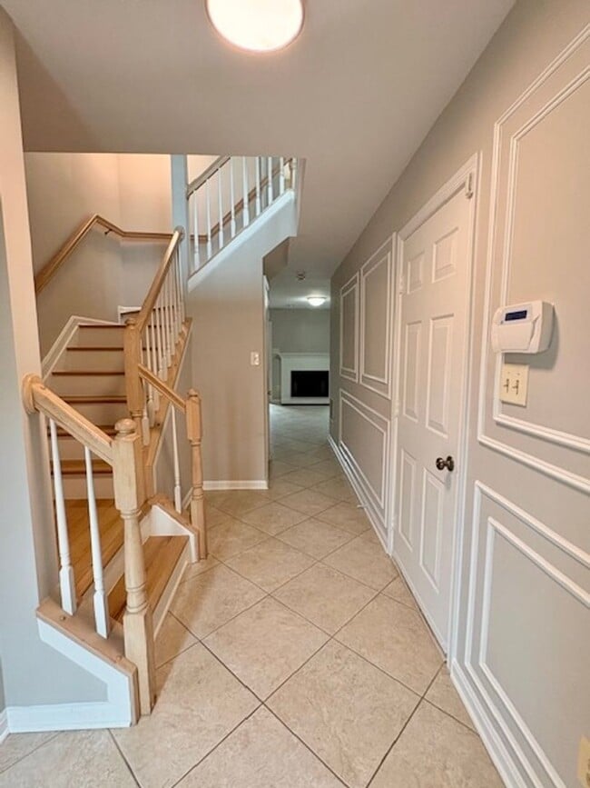 Photo - Beautiful 3 level garage townhome