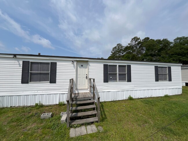 Building Photo - Mobile home for rent