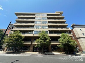 Building Photo - 21 Battery Park Ave