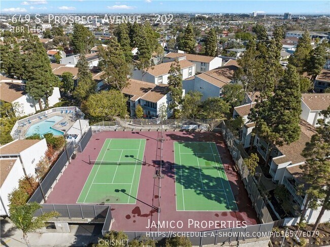 Foto del edificio - 649 S Prospect Ave