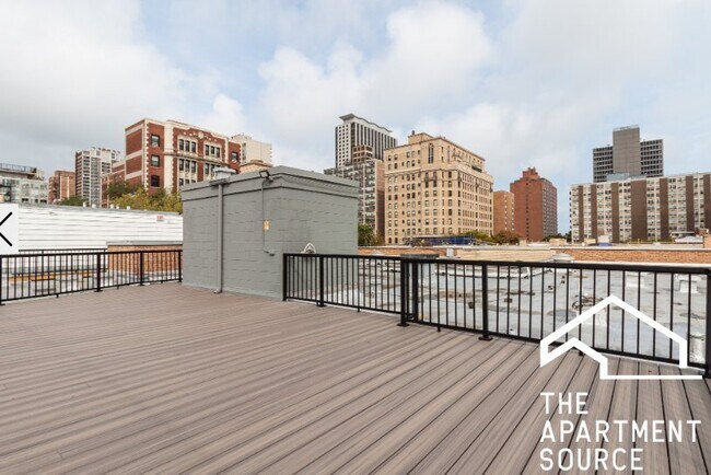 Foto del edificio - 445 W Barry Ave
