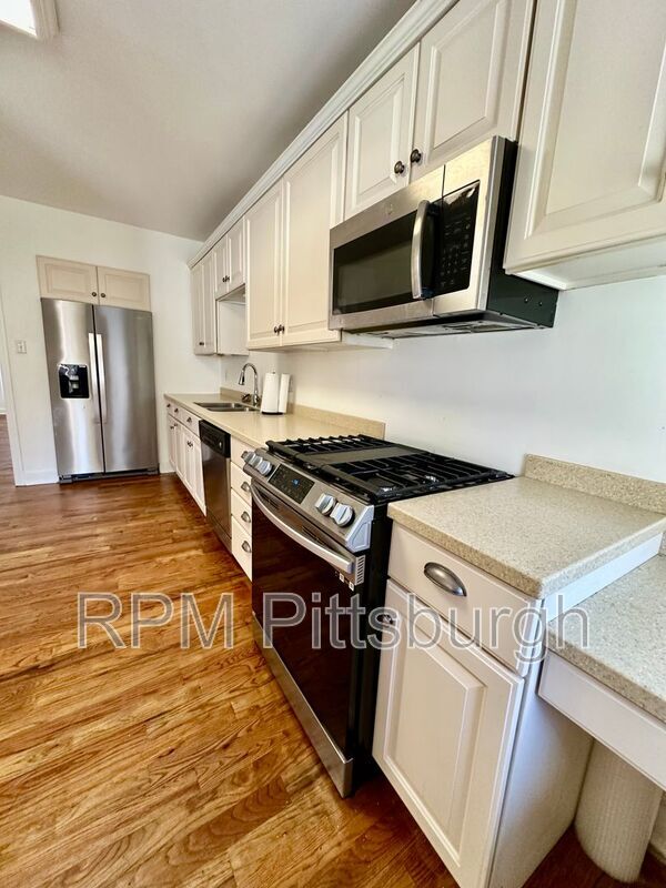 Building Photo - 1624 Wightman St