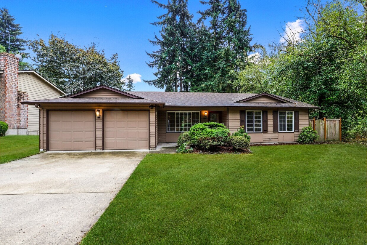 9003 NE 134th St, Kirkland, WA 98034 House Rental in Kirkland, WA