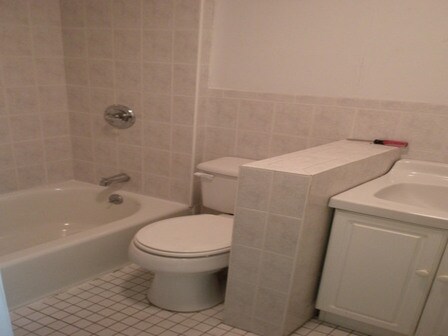 Building Photo - 124 29th St