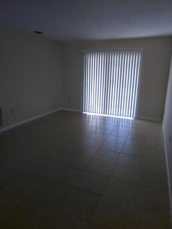 Foto del edificio - 2932 Bradley Ct