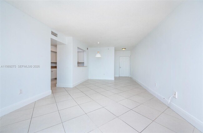 Foto del edificio - 117 NW 42nd Ave