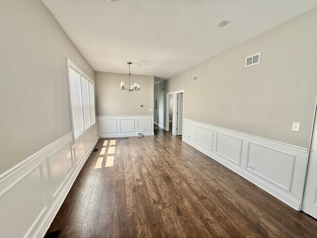 Foto del edificio - 10560 S Lafayette Ave