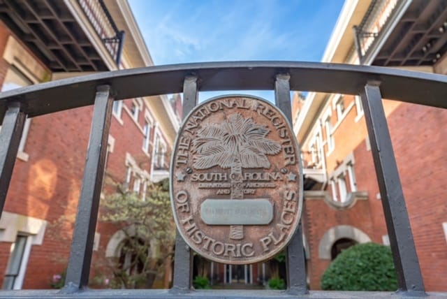 Main Entrance - 400 E Washington St