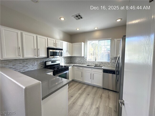 Foto del edificio - 2665 Cottonwillow St