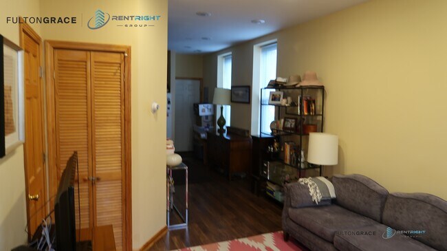 Foto del edificio - 1443 N Bosworth Ave