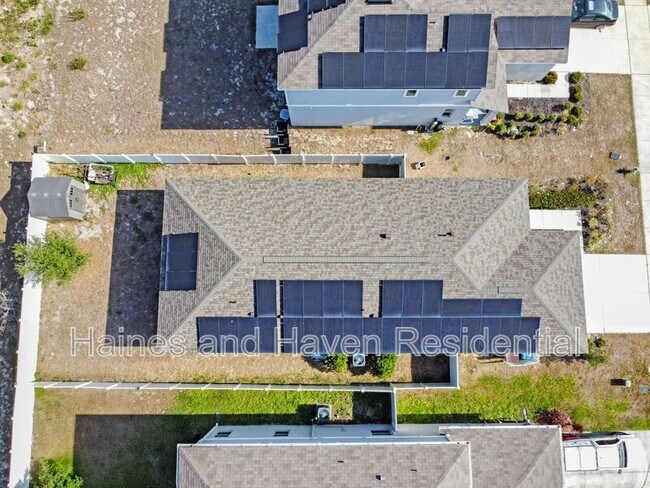 Foto del edificio - 1229 Forest Gate Cir