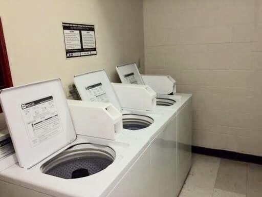 Foto del interior - Maple Court Apartments - Where City Convenience Meets Neighborhood Charm!