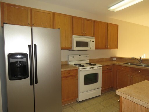 Foto del edificio - Townhouse in Fishhawk Ridge 2bd/2.5 bath