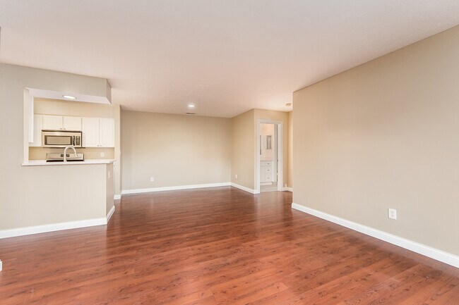 Foto del edificio - 2257 Hedgerow Road