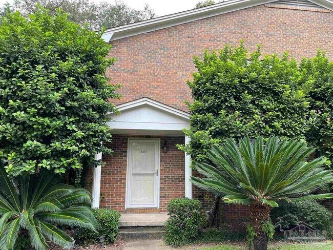 Building Photo - 3317 Kingswood Ct