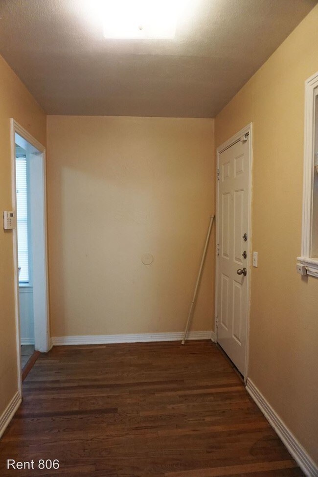 Building Photo - 2324 15th St