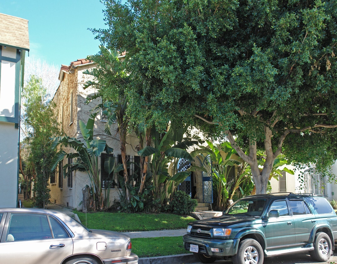 Building Photo - 340 N Spaulding Ave