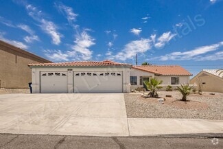 Building Photo - 3088 Newport Dr