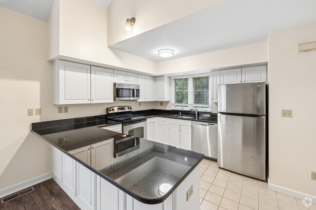 Interior Photo - Rosewood Apartments