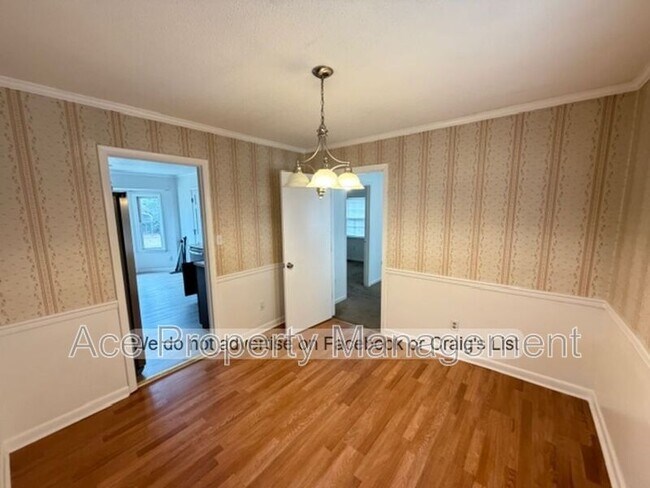 Foto del edificio - 1863 Windlock Dr