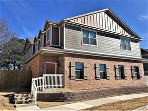 Building Photo - 1312 N Corsica Dr