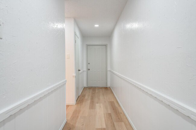 Foto del edificio - 3403 Essex Ave