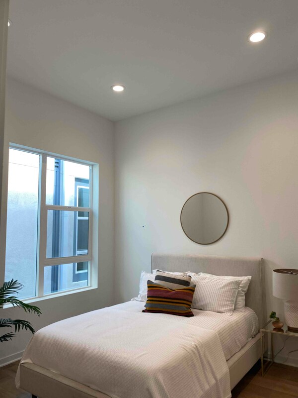 Foto del edificio - 4829 Craner Ave