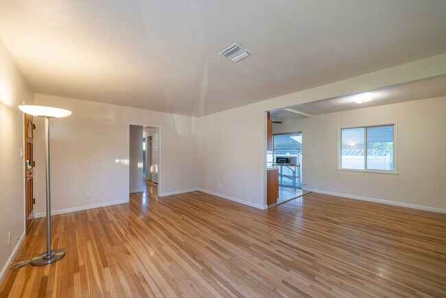 Foto del edificio - Charming Redondo Beach Home Rental!