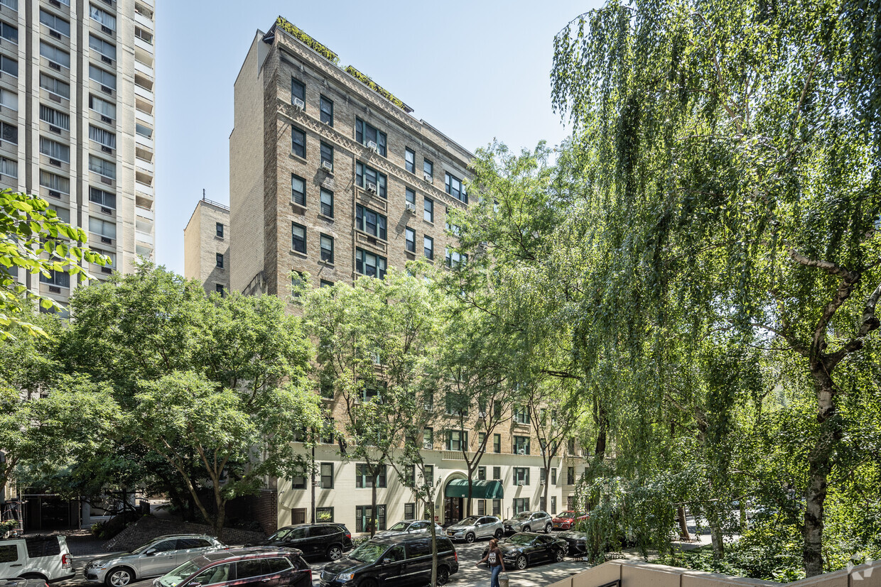 Primary Photo - Tower West Apartments