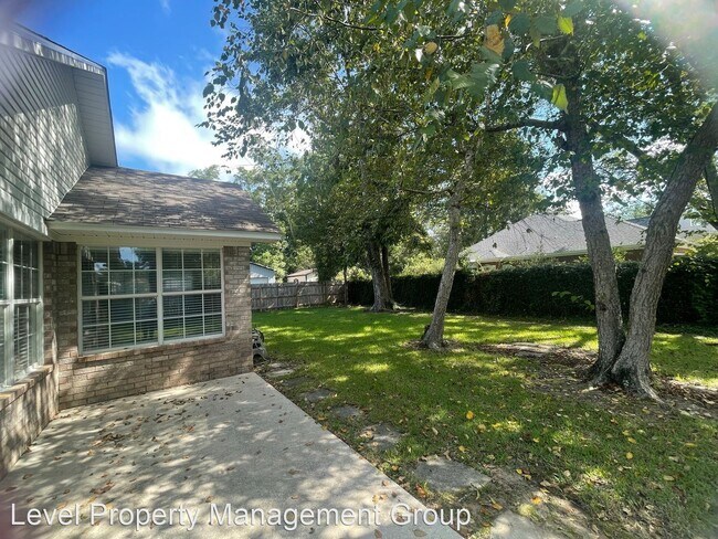 Foto del edificio - 3 br, 2 bath House - 20860 Lowry Drive