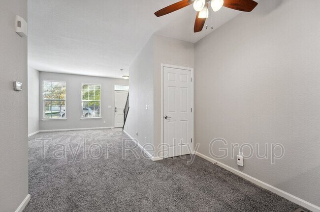 Building Photo - 4269 W 118th Pl