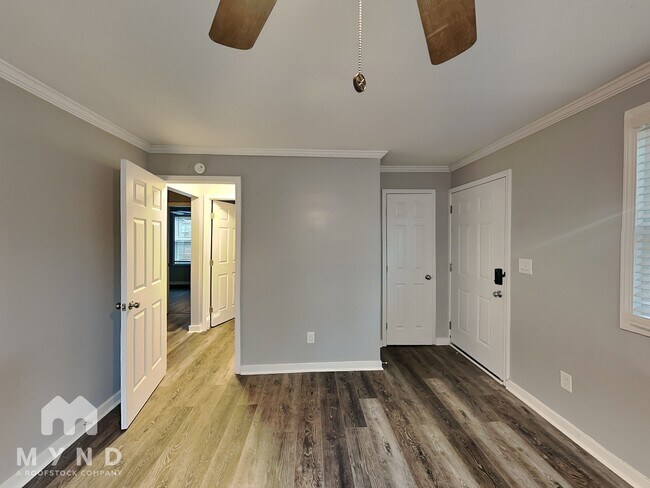 Foto del edificio - 1290 Elizabeth Ave SW