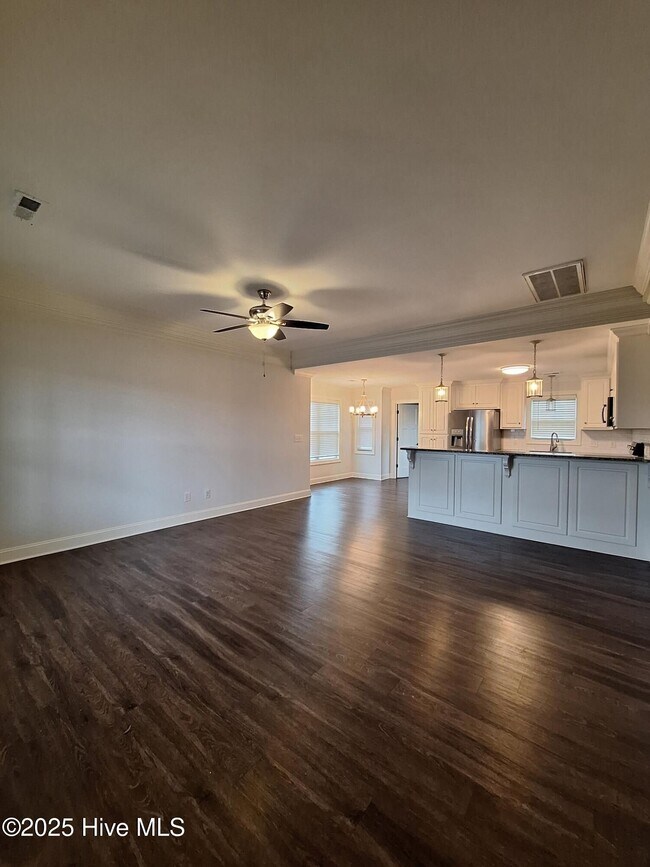Foto del edificio - 1512 Penncross Dr