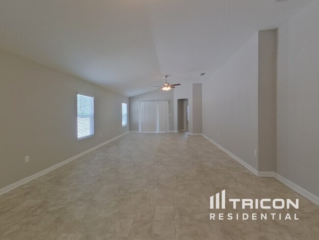 Foto del edificio - 1905 Constitutional Republic Pl