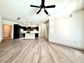 Building Photo - 3788 Richmond Ave.