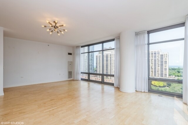 Foto del edificio - 100 E 14th St