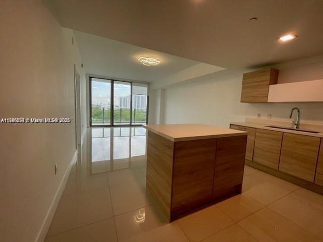Foto del edificio - 2 bedroom in North Miami Beach FL 33160