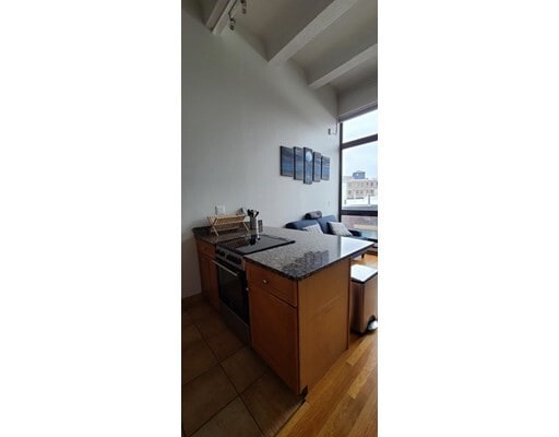Building Photo - 12 Stoneholm St