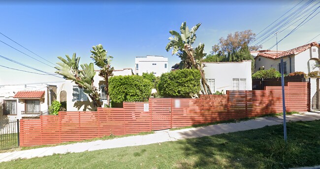 Building Photo - 1325 Douglas St