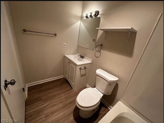 Foto del edificio - 27401 Westown Blvd