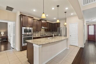 Building Photo - 5314 Belle Manor Ln