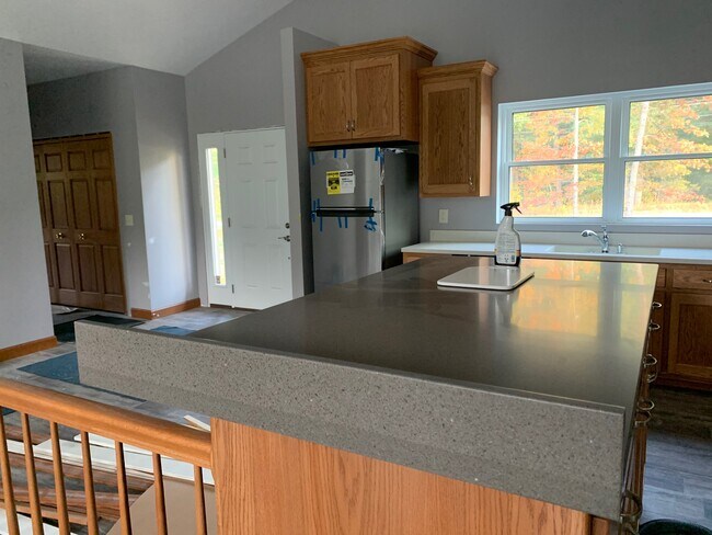 Isla de cocina - 501 E Winona Beach Dr