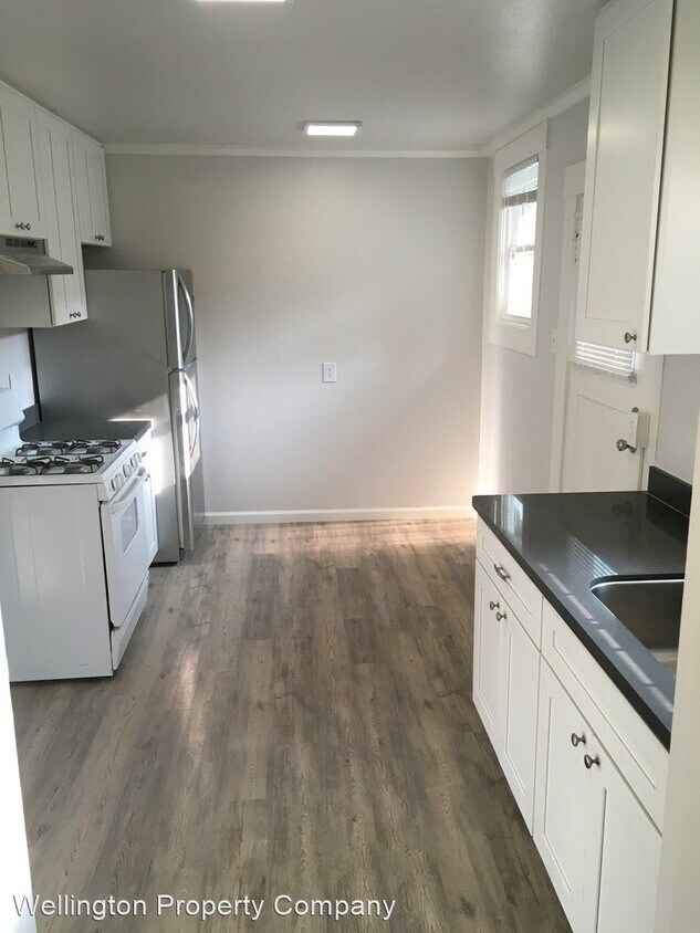 Foto principal - 4315-4327 Brookdale Ave